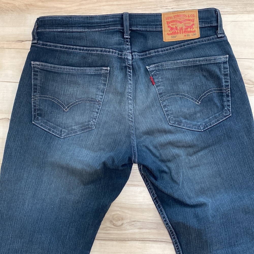 Levi Strauss & CO. Mens W31 and L30 Jeans - Picture 5 of 8